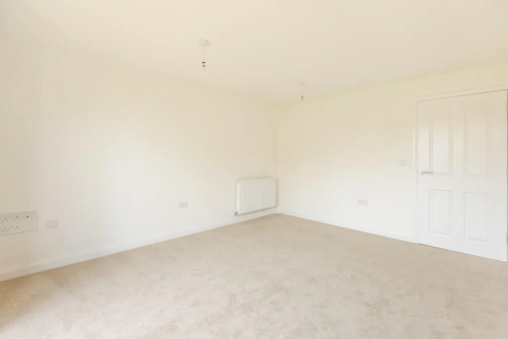 2 bedroom semi-detached house for rent