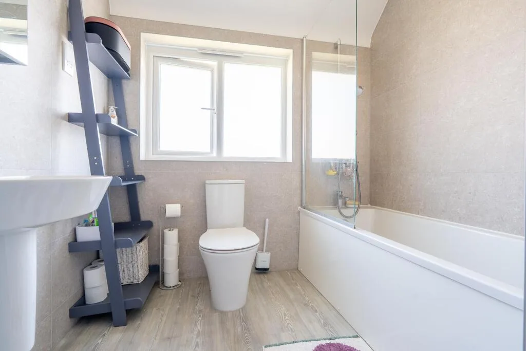 4 bedroom detached house for rent
