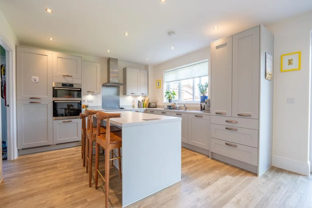 4 bedroom detached house for rent