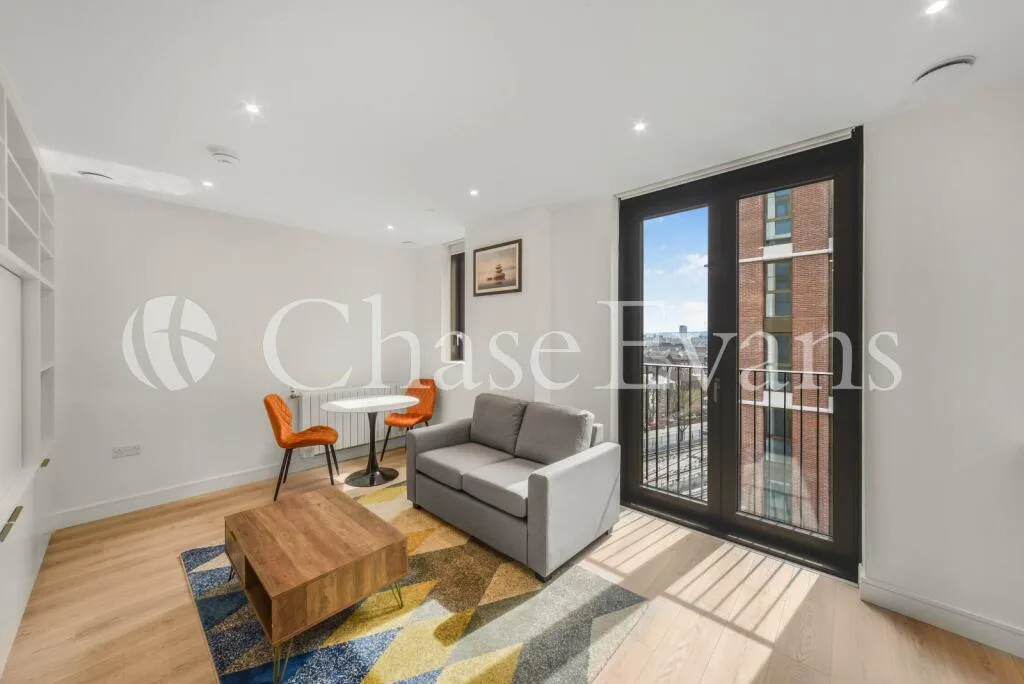 Studio flat for rent