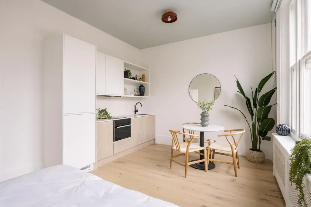 Studio flat for rent