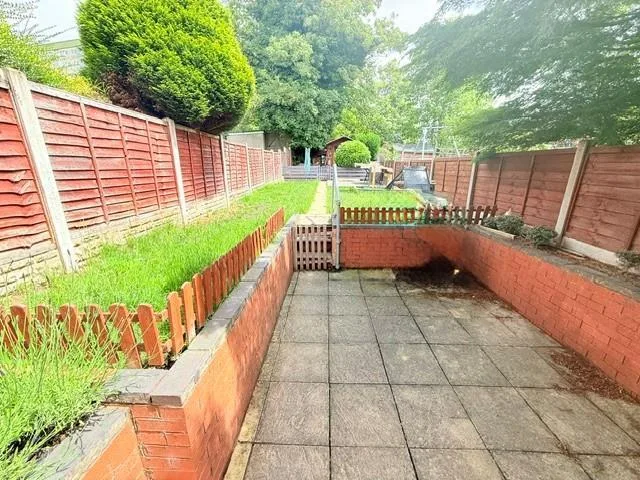 2 bedroom house for rent