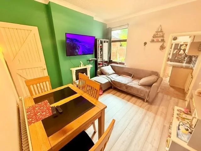 2 bedroom house for rent