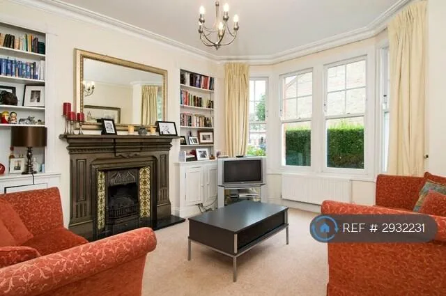 4 bedroom terraced house for rent