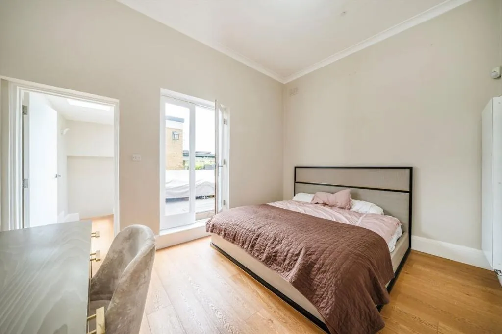 3 bedroom flat for rent