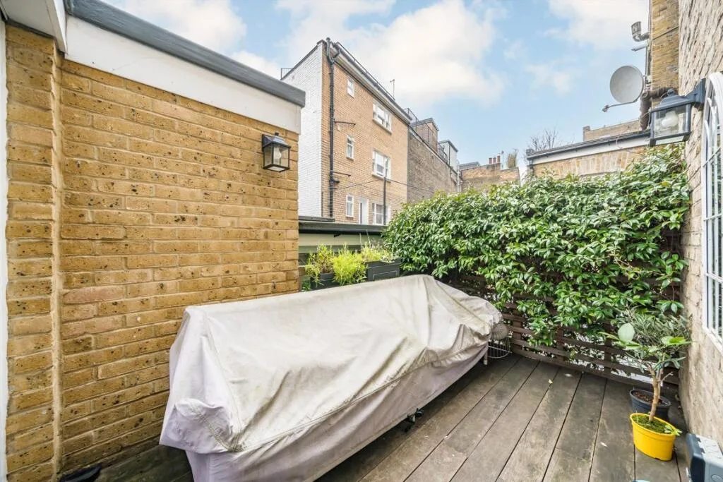 3 bedroom flat for rent