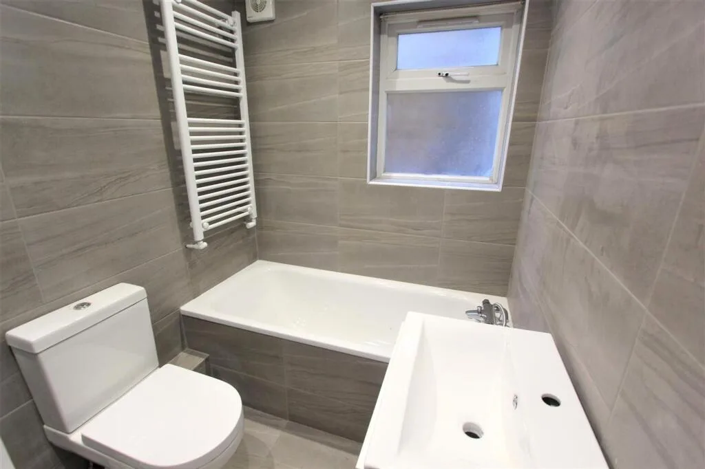 2 bedroom ground floor flat for rent