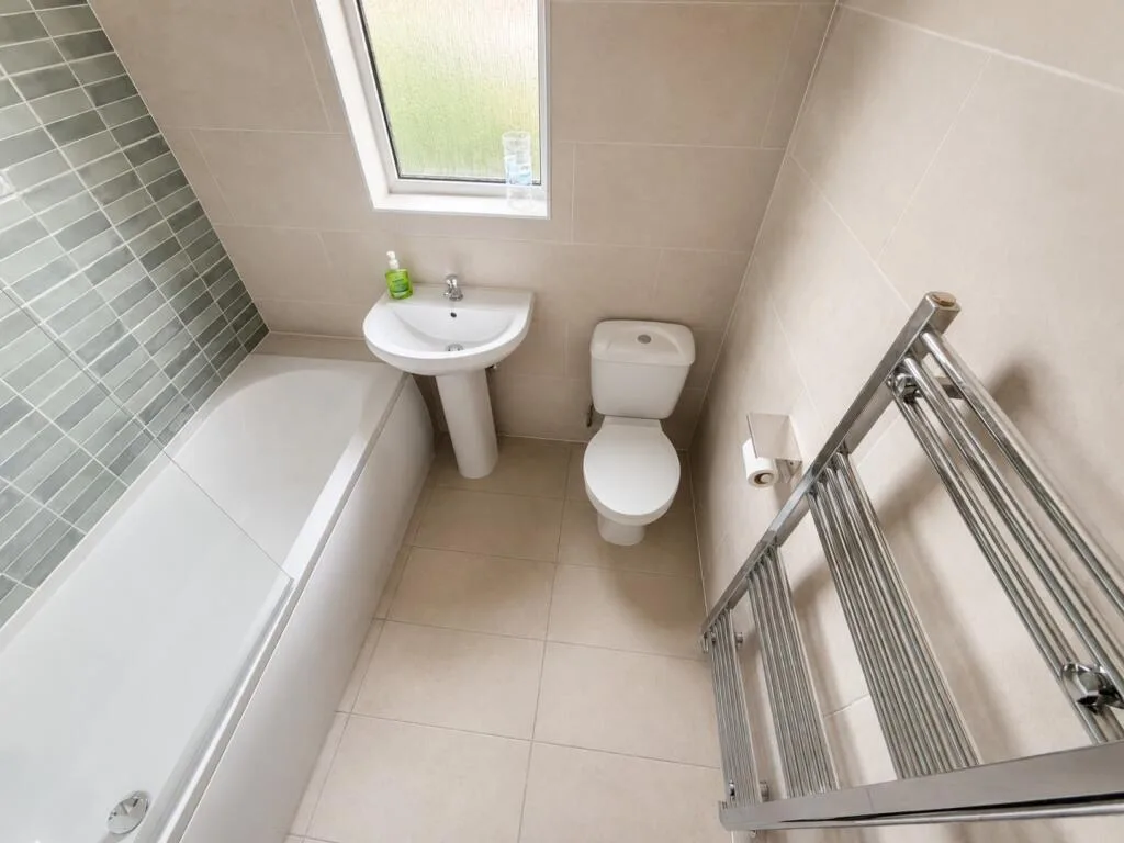 4 bedroom terraced house for rent