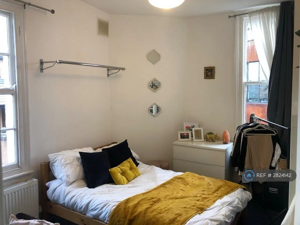 5 bedroom flat for rent
