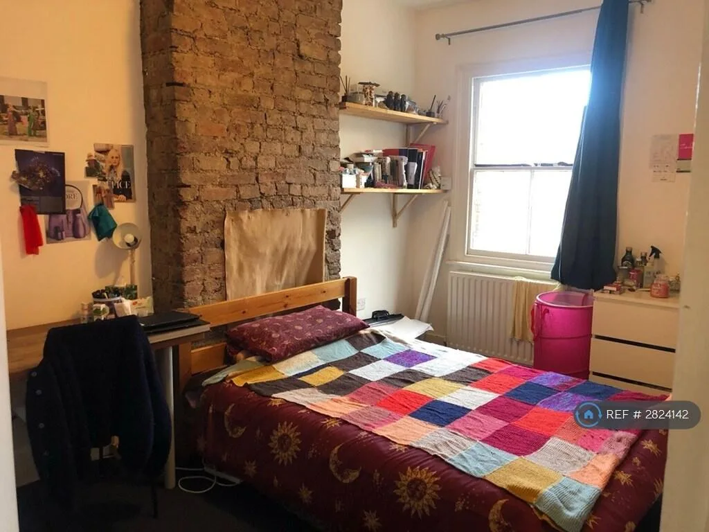 5 bedroom flat for rent