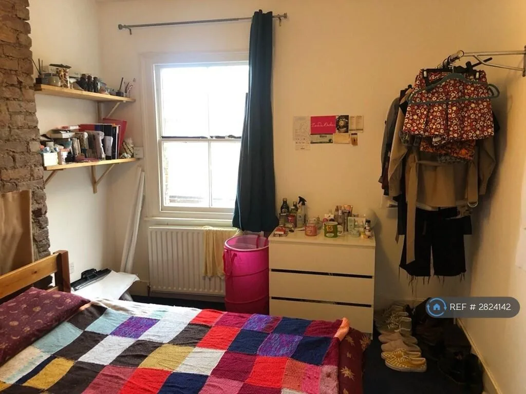 5 bedroom flat for rent