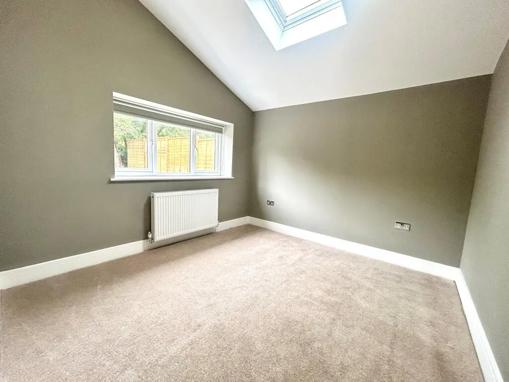 3 bedroom flat for rent
