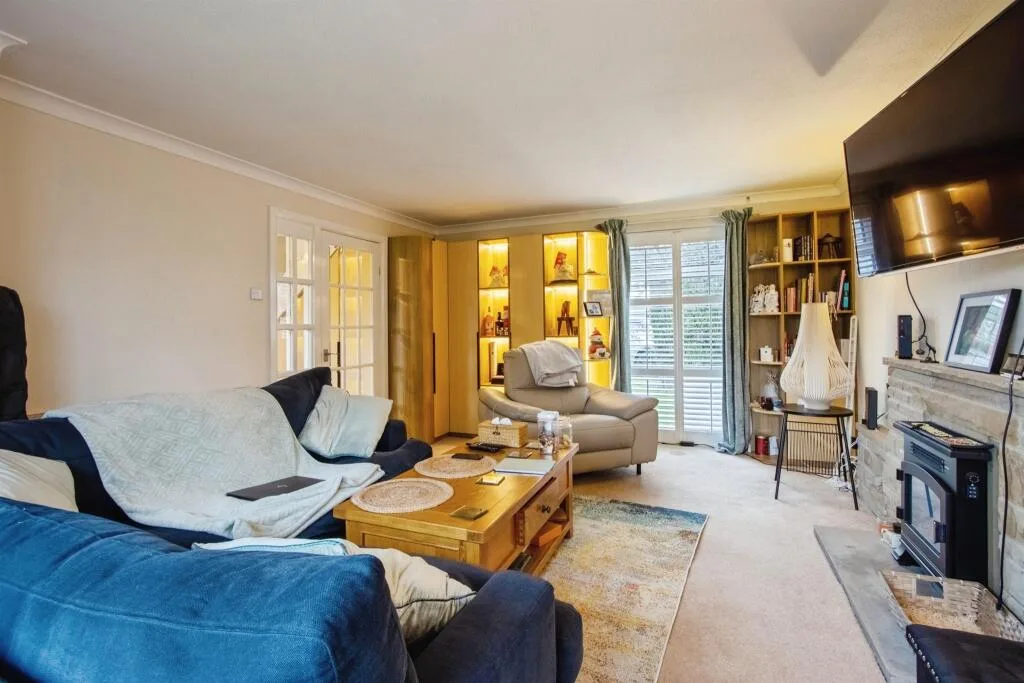 4 bedroom detached house for rent