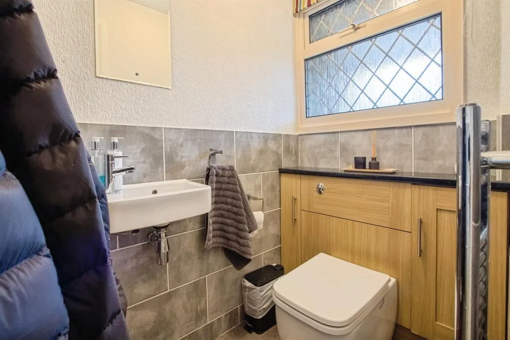 4 bedroom detached house for rent