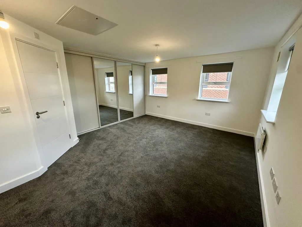 2 bedroom town house for rent