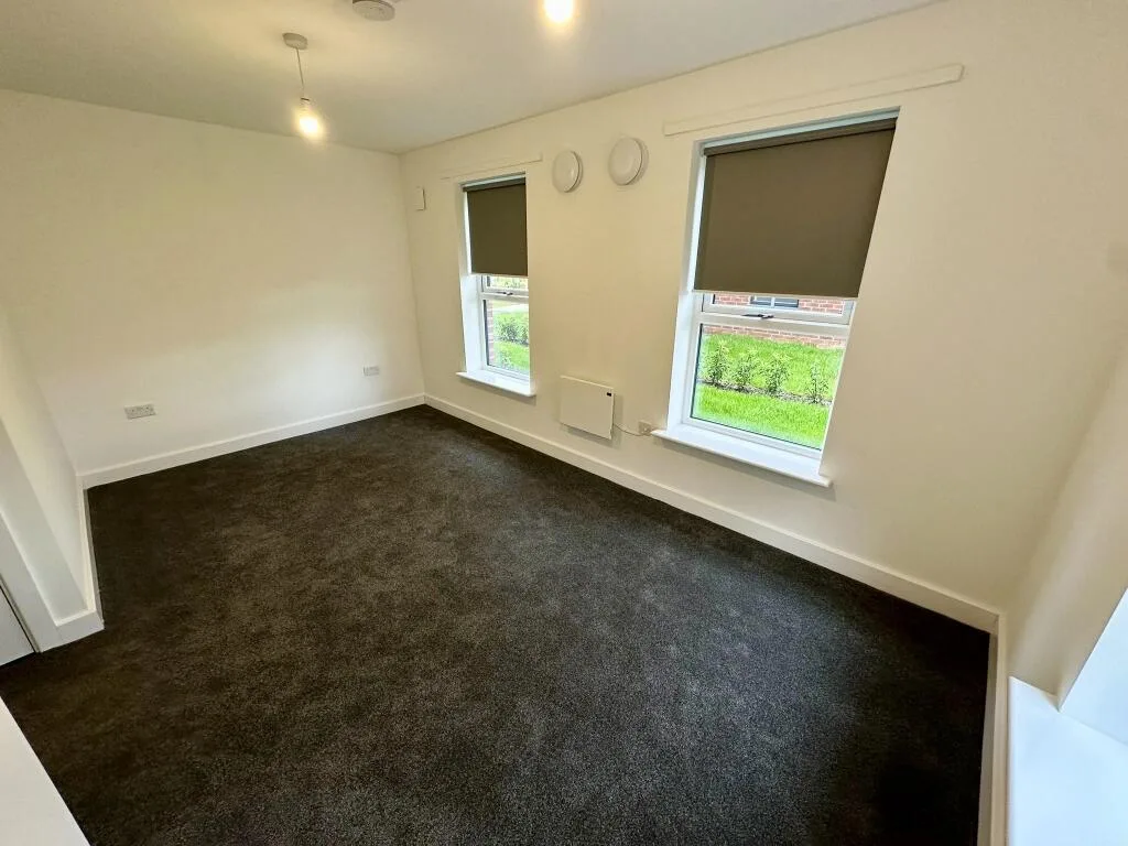2 bedroom town house for rent