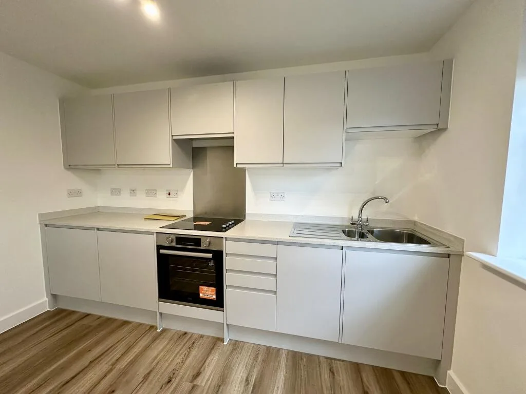 2 bedroom town house for rent