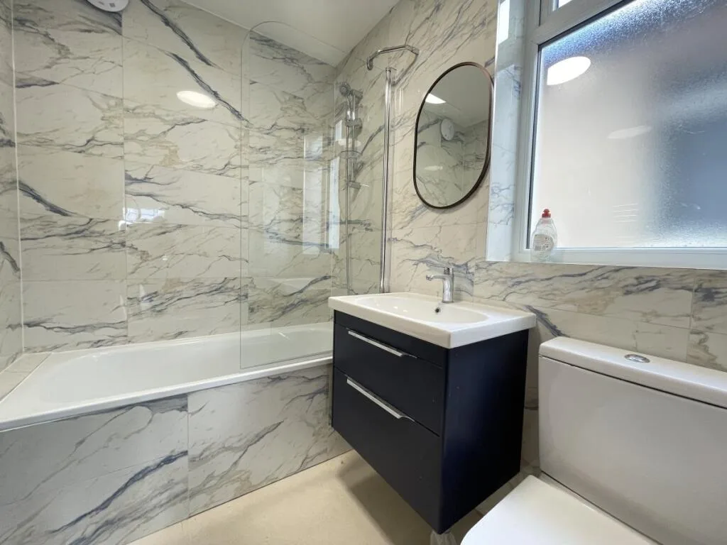 3 bedroom flat for rent