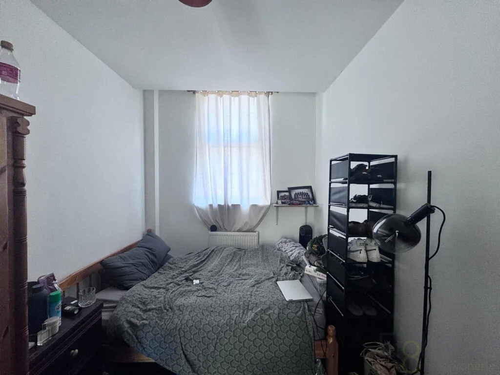 6 bedroom terraced house for rent