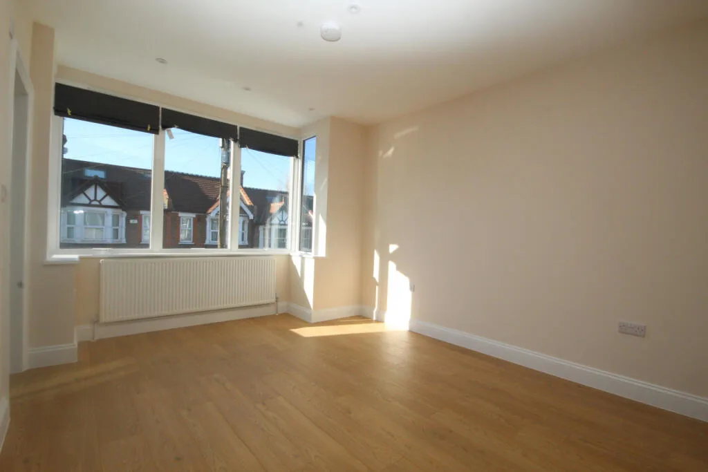 5 bedroom terraced house for rent