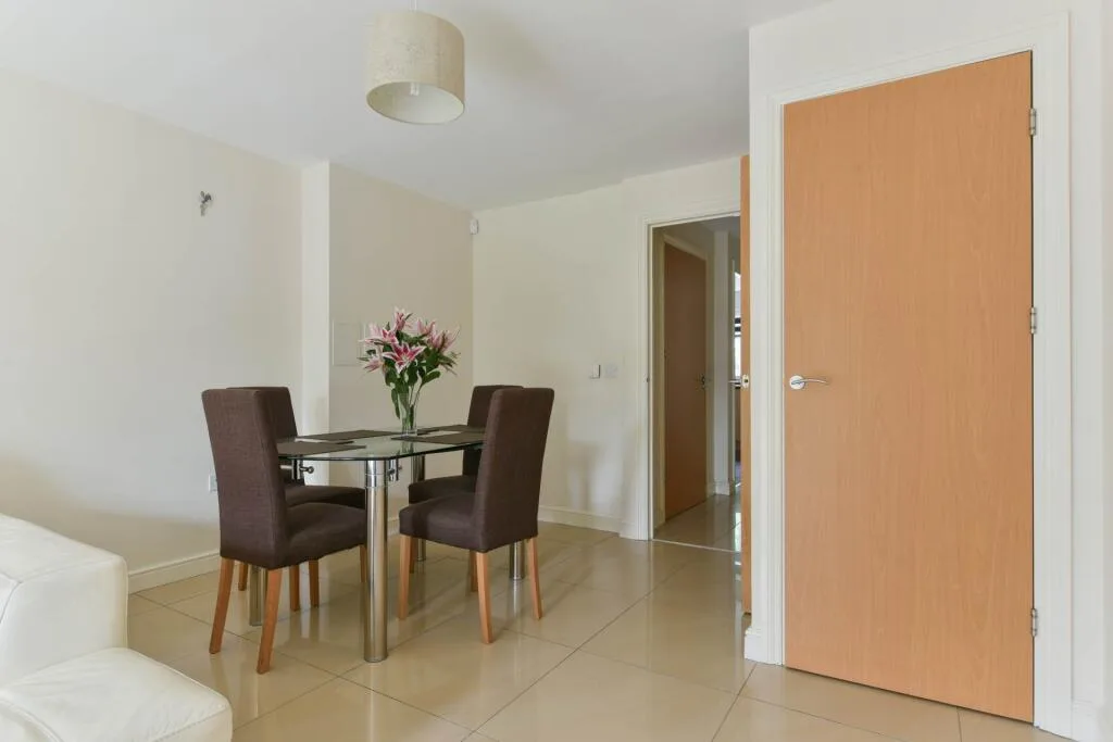 4 bedroom semi-detached house for rent