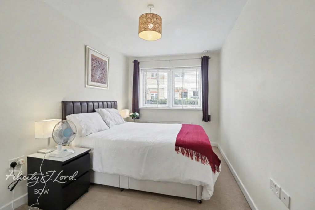 1 bedroom house share for rent