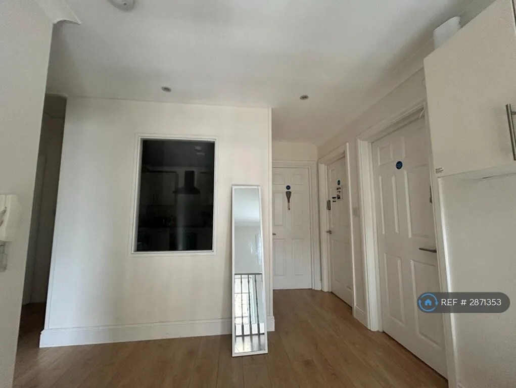 4 bedroom flat for rent