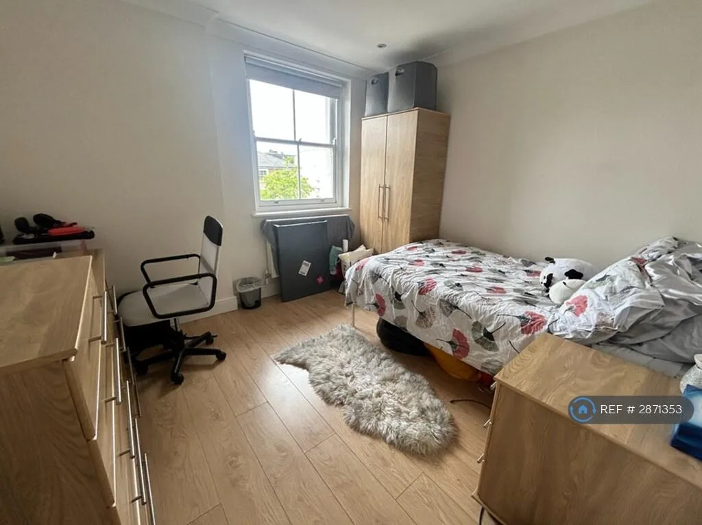 4 bedroom flat for rent