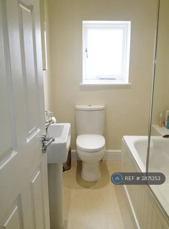 4 bedroom flat for rent