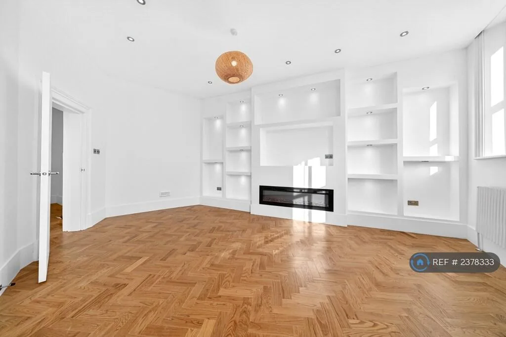 4 bedroom flat for rent