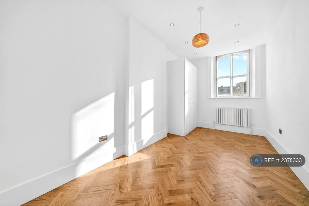 4 bedroom flat for rent
