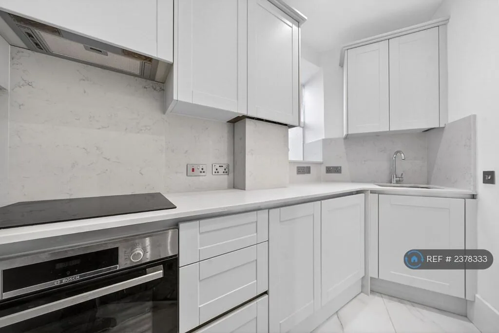 4 bedroom flat for rent