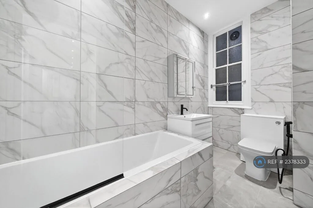 4 bedroom flat for rent