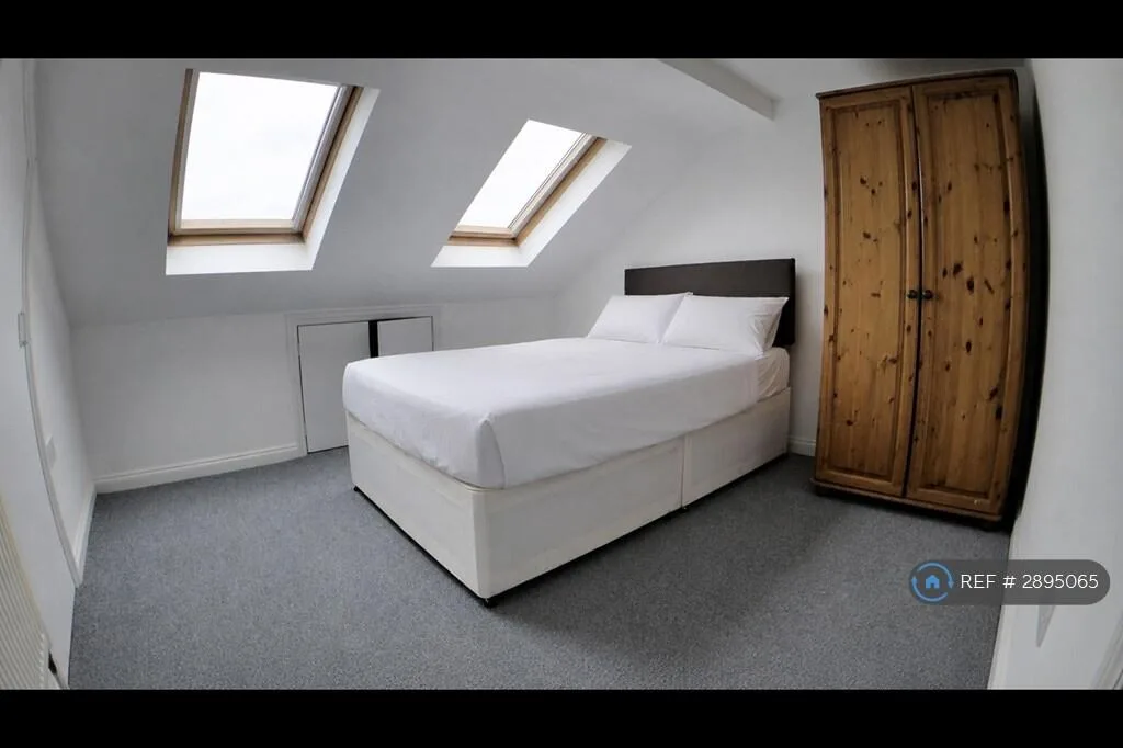 4 bedroom maisonette for rent