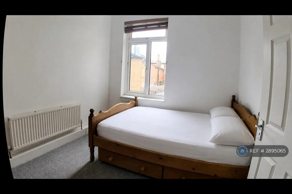 4 bedroom maisonette for rent