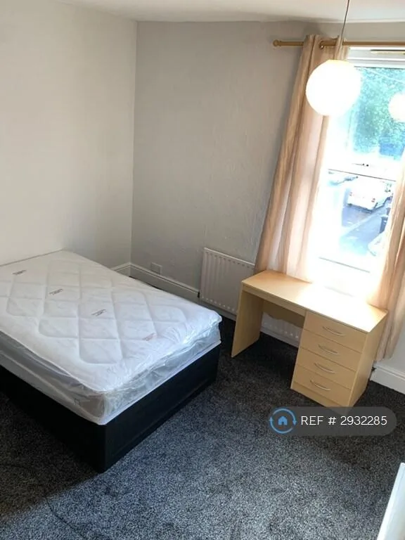 4 bedroom terraced house for rent