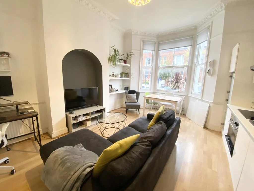 2 bedroom terraced house for rent