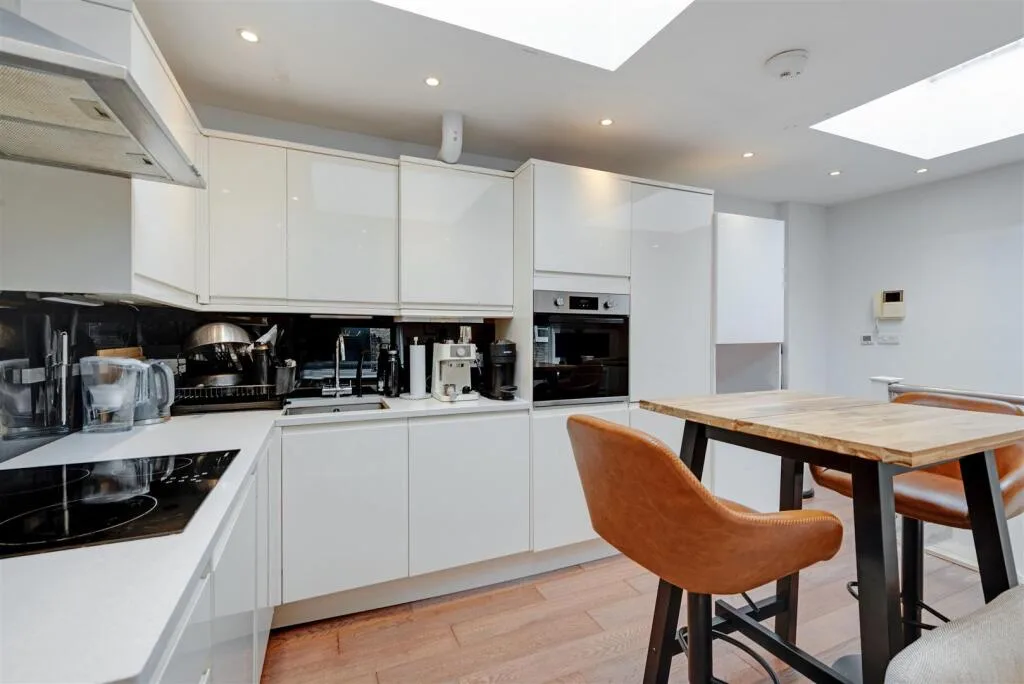 1 bedroom house for rent