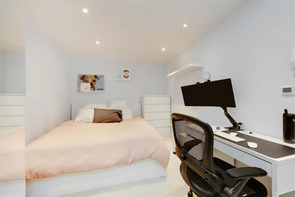 1 bedroom house for rent
