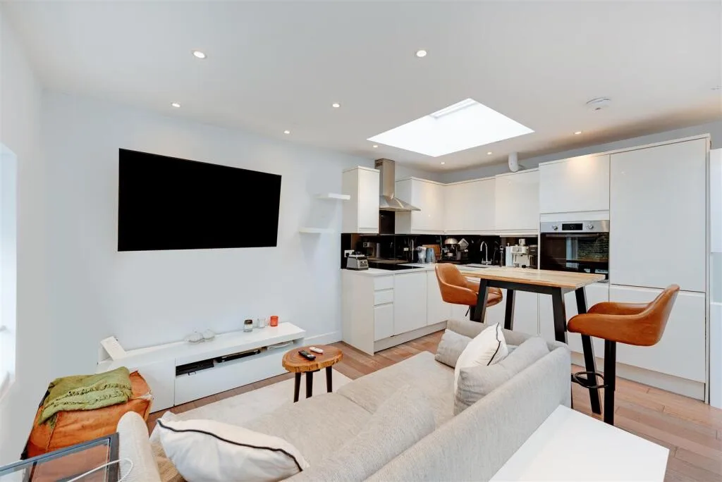 1 bedroom house for rent