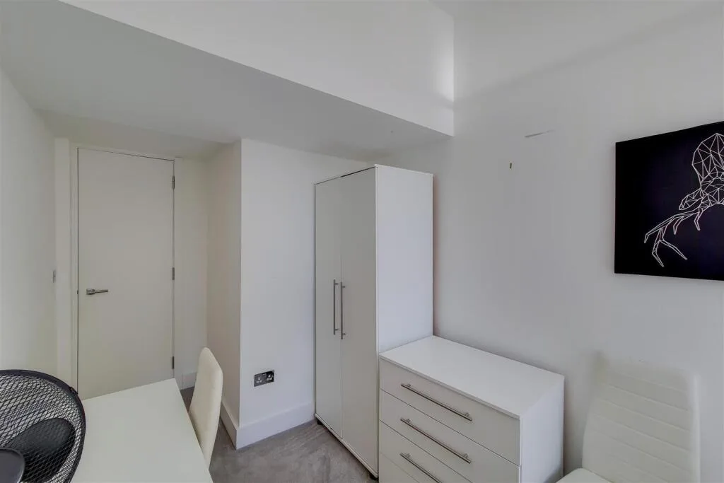 4 bedroom apartment for rent
