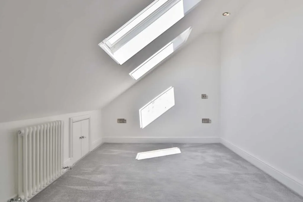 6 bedroom semi-detached house for rent