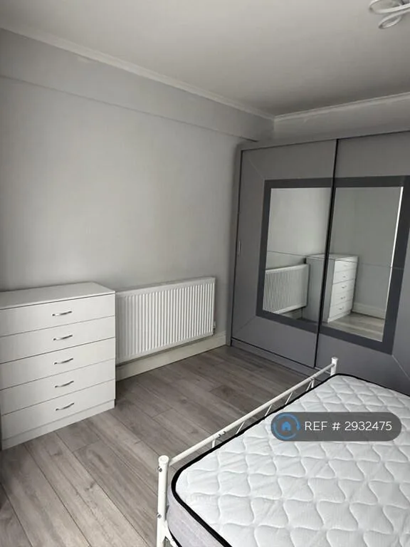 1 bedroom flat share for rent