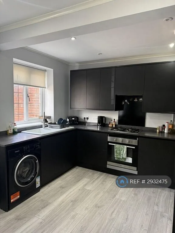 1 bedroom flat share for rent
