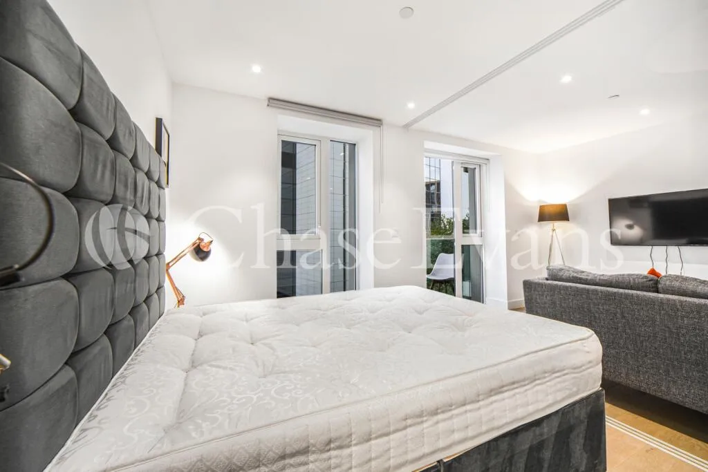 Studio flat for rent