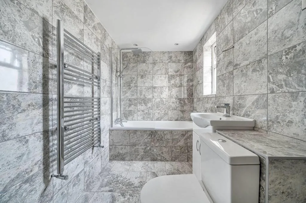 5 bedroom apartment for rent