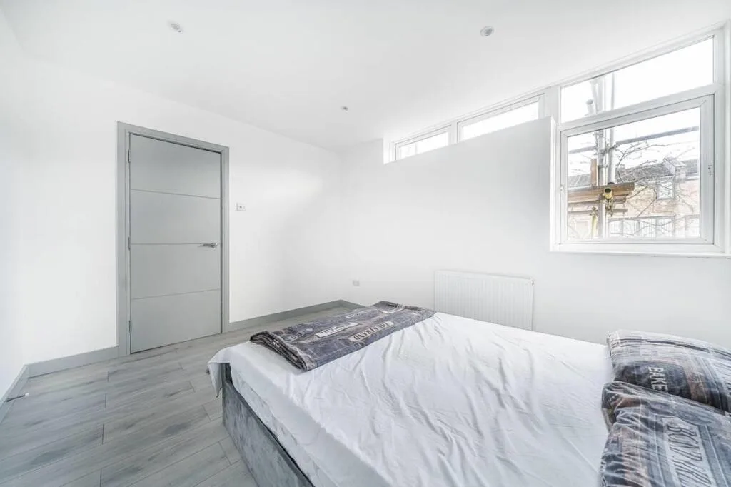 5 bedroom apartment for rent