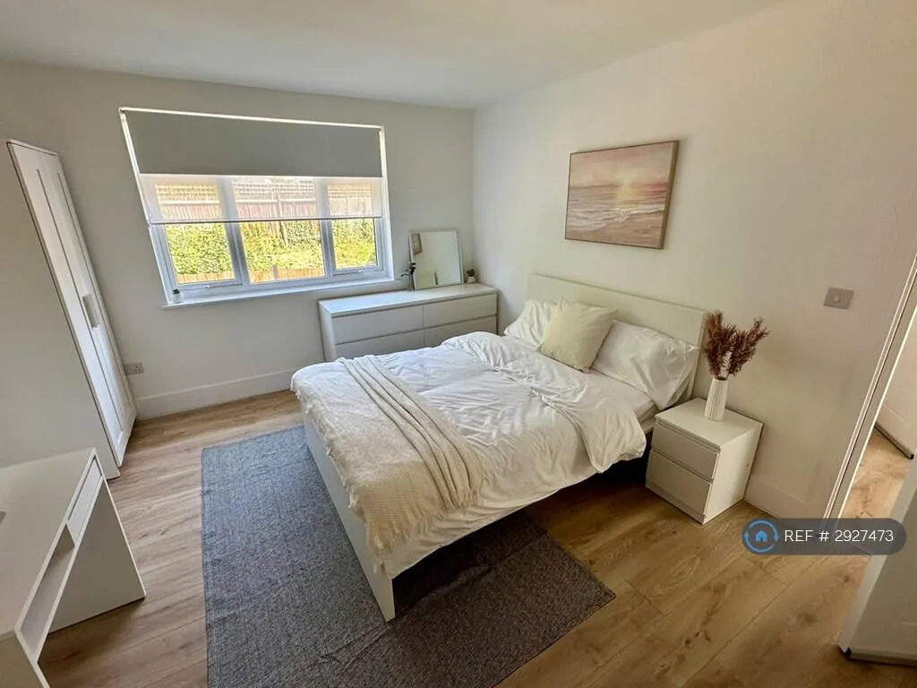 1 bedroom house share for rent