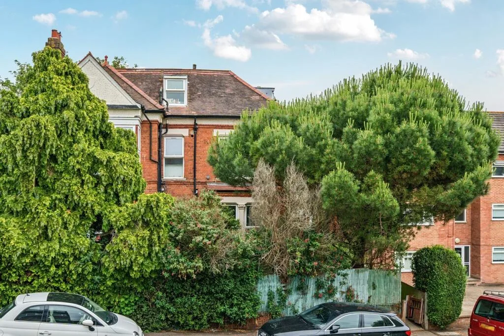 2 bedroom flat for rent