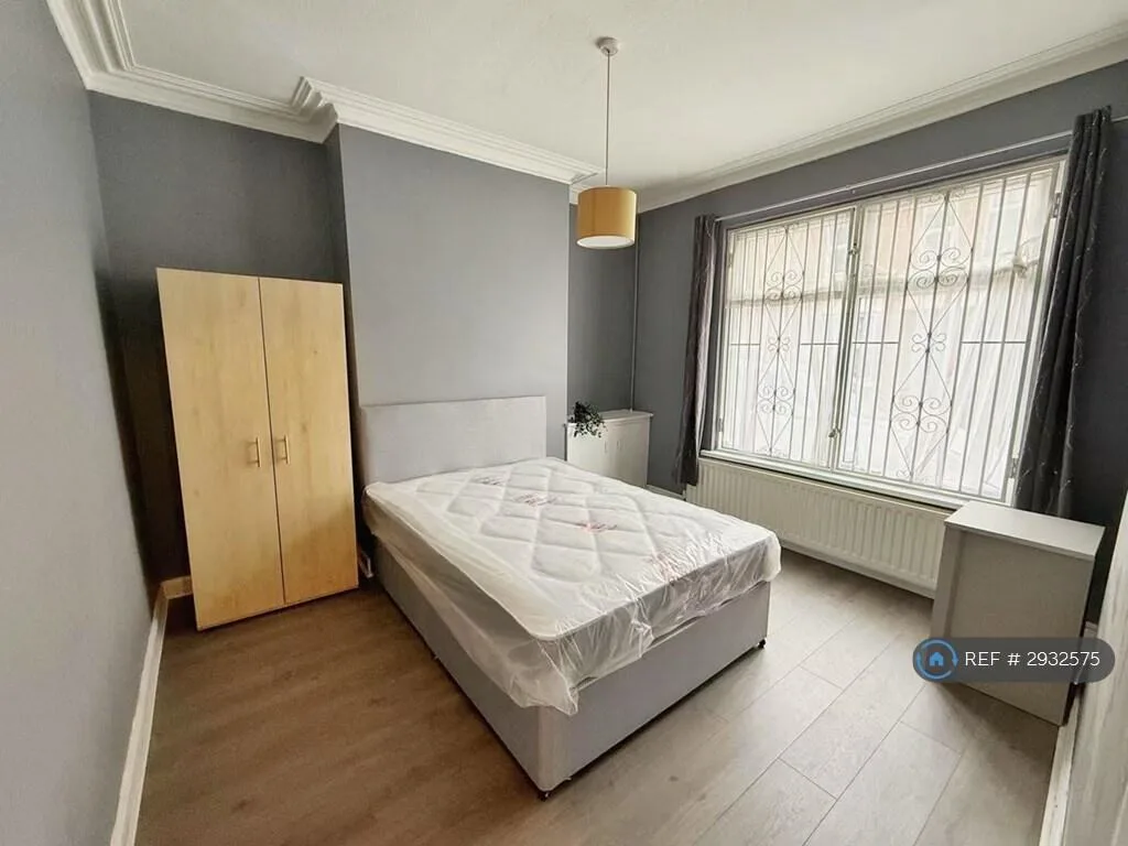 4 bedroom terraced house for rent
